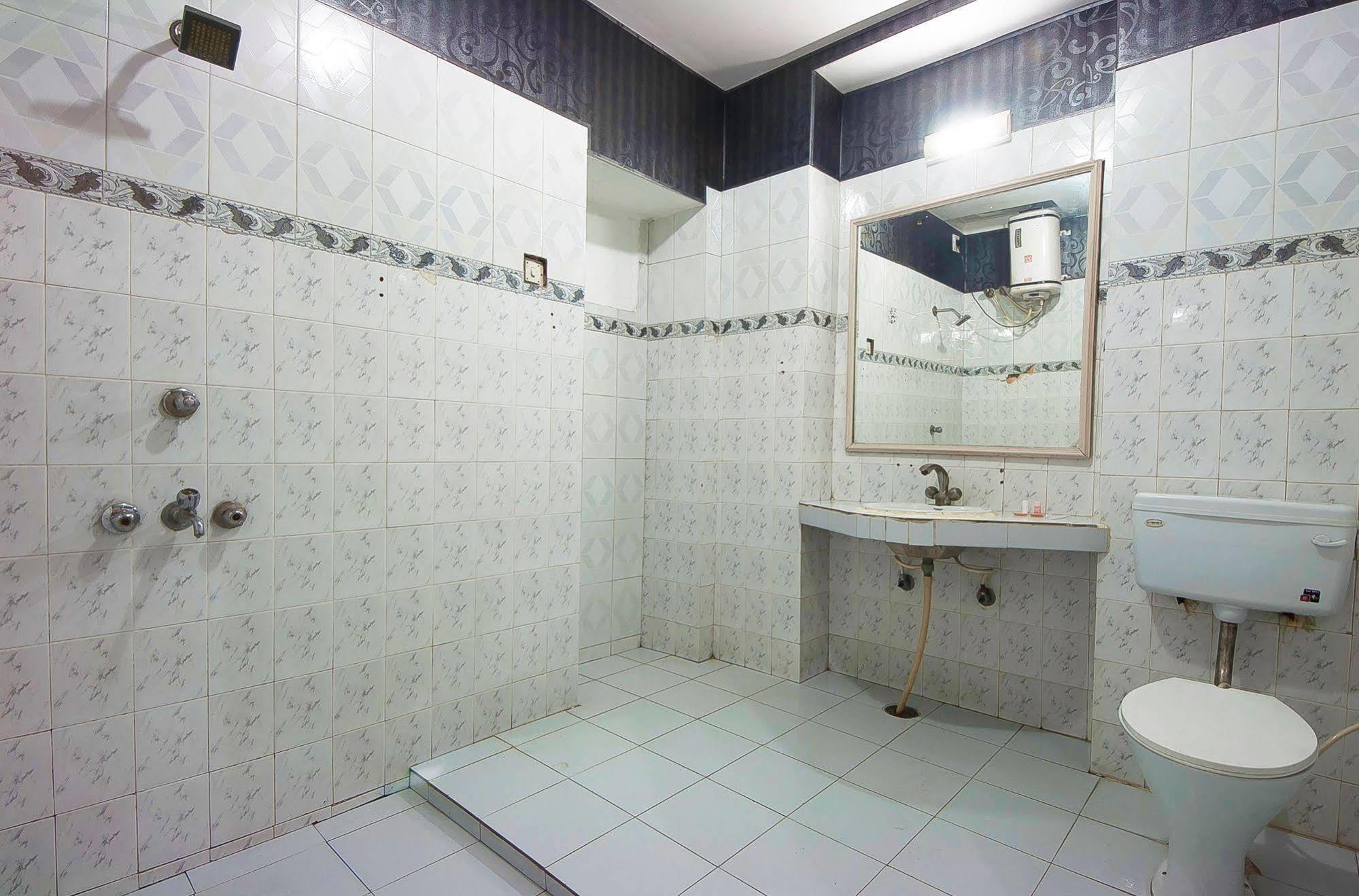 Fabhotel Basera 阿姆利则 外观 照片